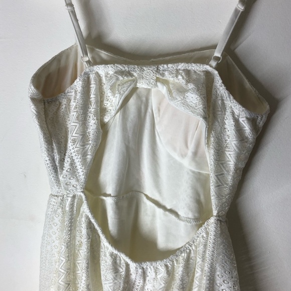 DONATED No Boundaries white lace open back sun dress - Picture 6 of 6